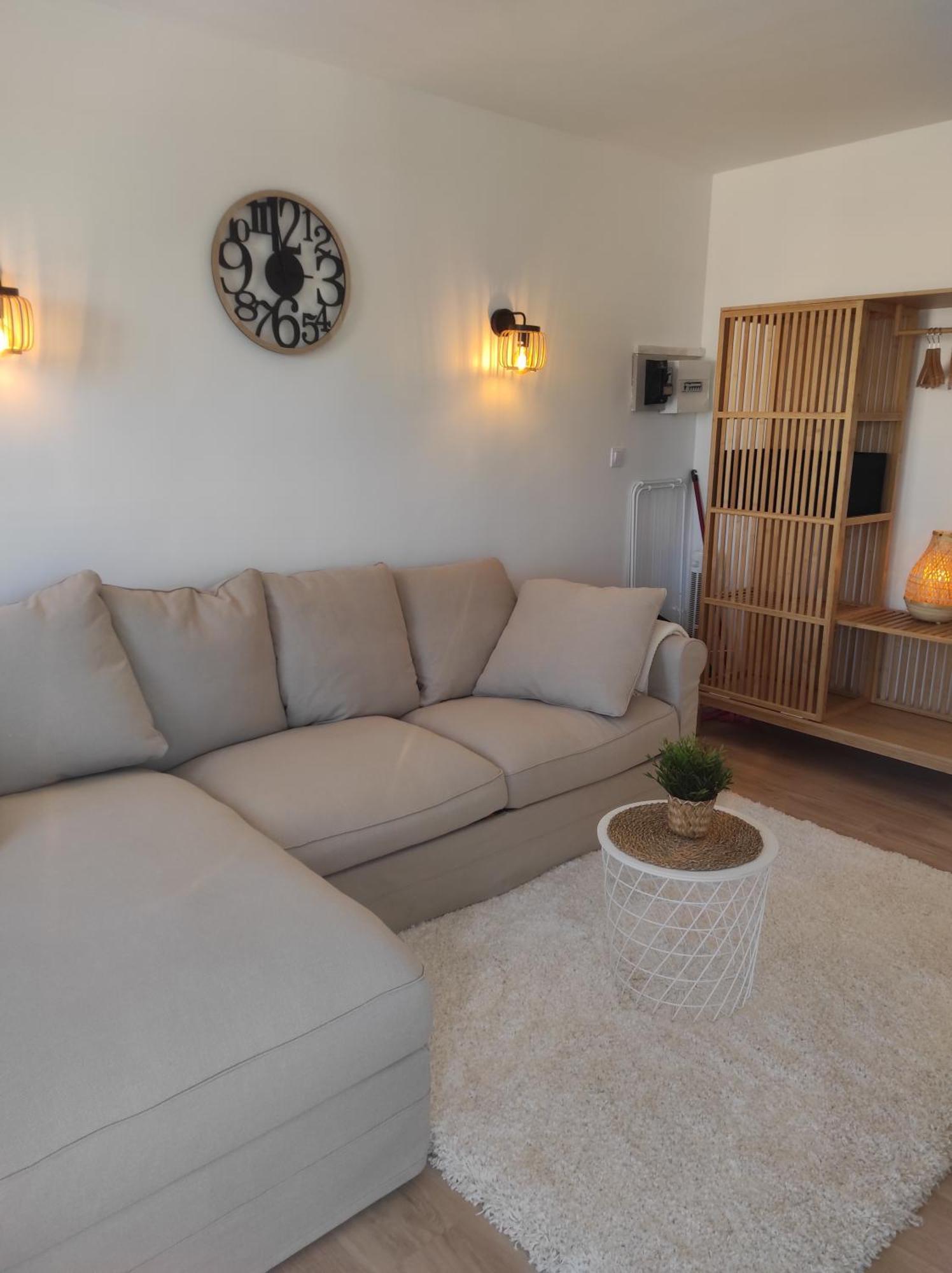 Centre Port,Studio Cosy,Vue Piscine Et Sur Le Parking Prive Ainsi Que Le Mont Saint Martin Agde Dış mekan fotoğraf
